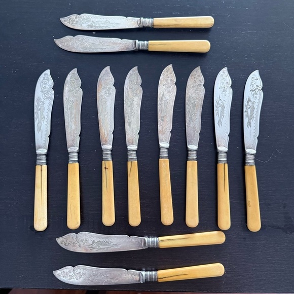 Other - 12 knifes Victorian silver fish cutlery with hallmark and ivory handle